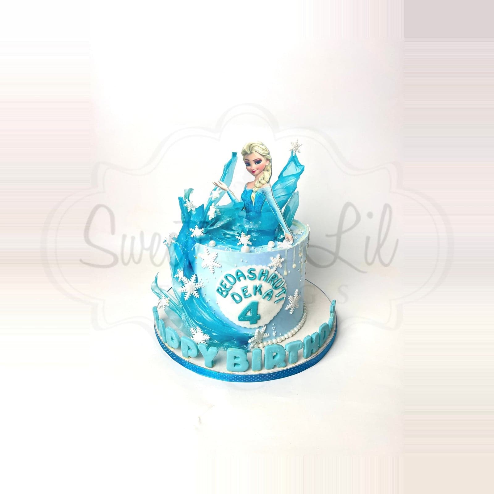 Frozen theme cake