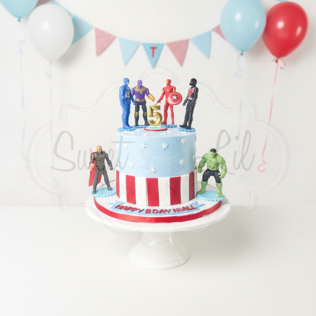 Avengers Super hero Cake