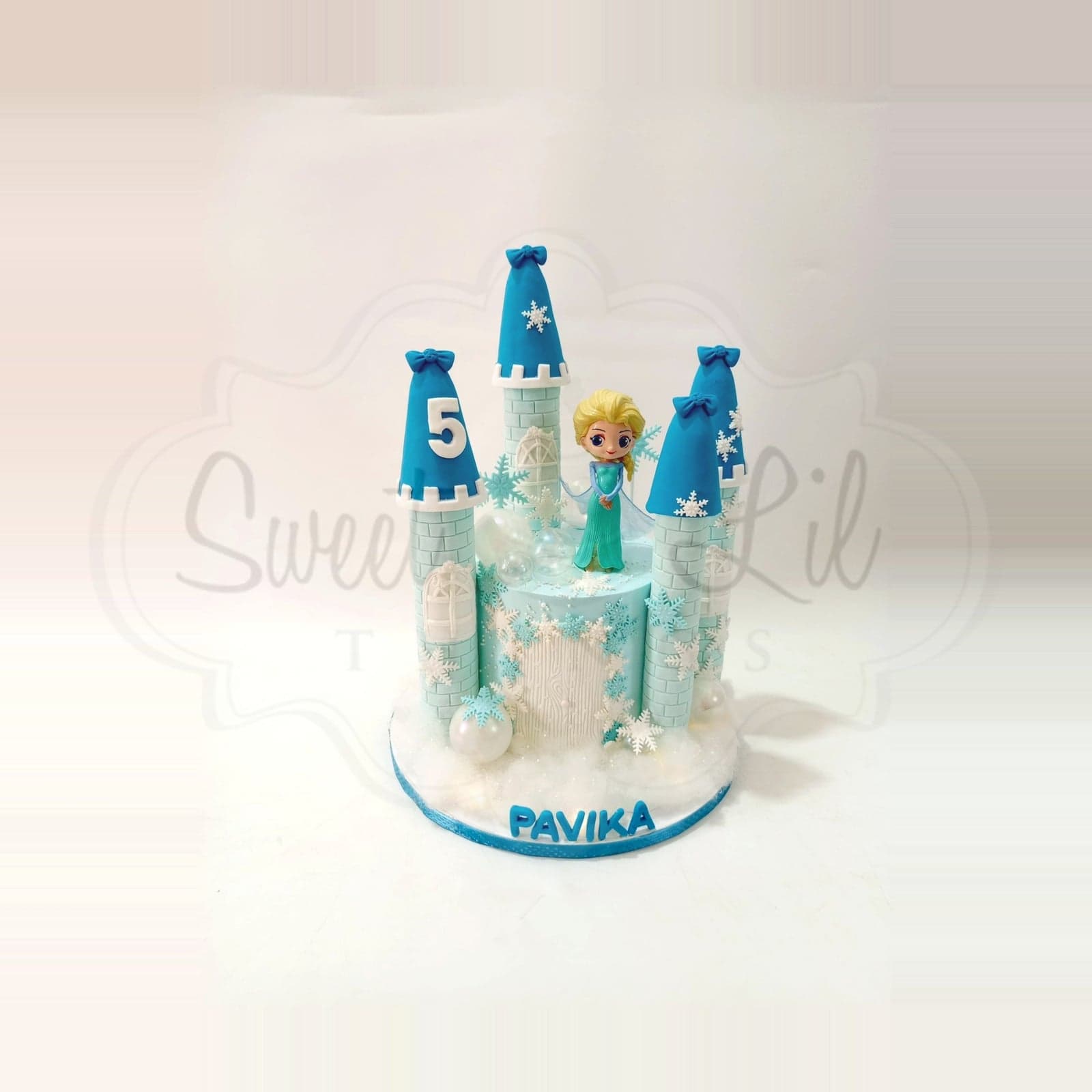 Frozen theme cake photo 2
